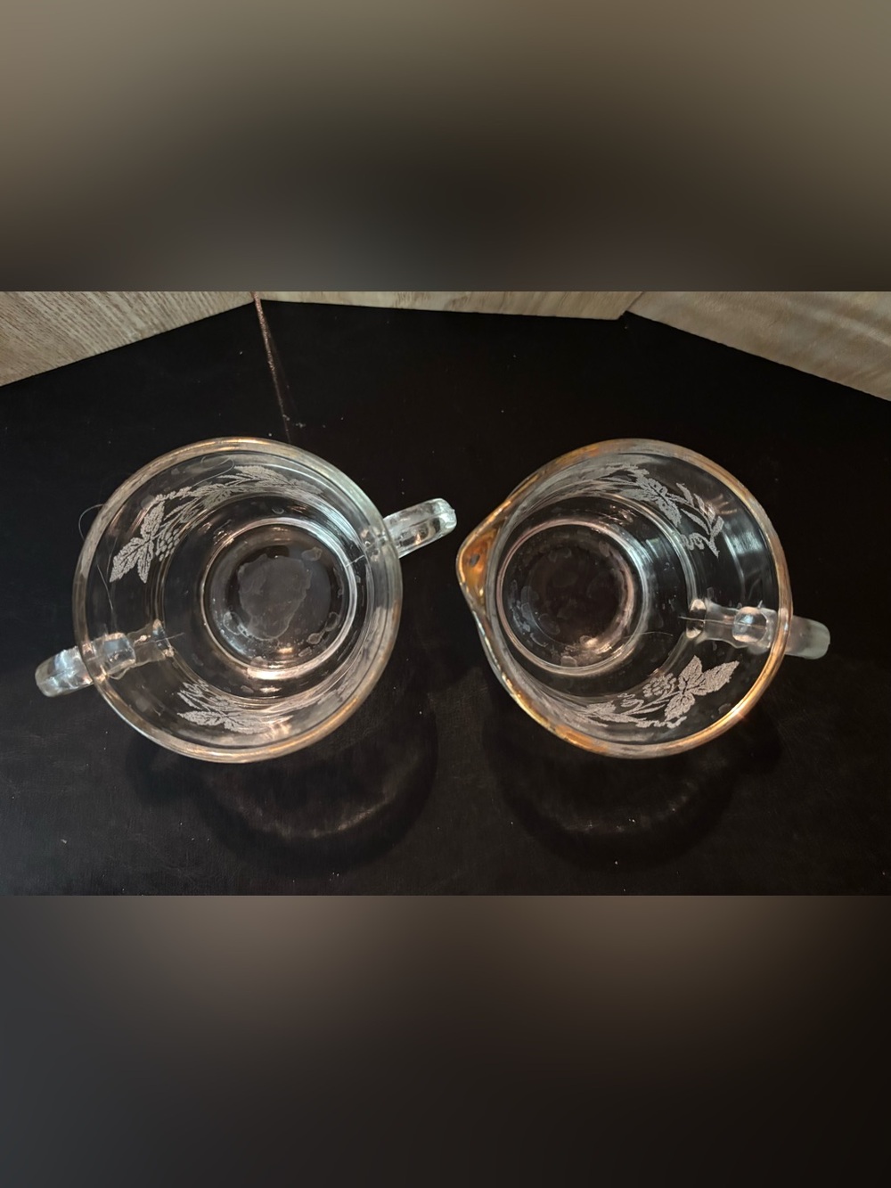 Vintage Bartlett Collins Frosted Grape Vine Pattern Cream and Sugar set - Picture 7 of 7